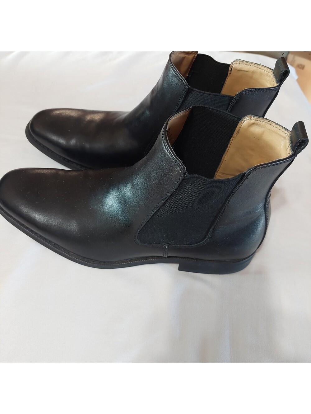 G.H. Bass & Co. Anderson Men's Black Leather Chelsea Boots Size 8.5D